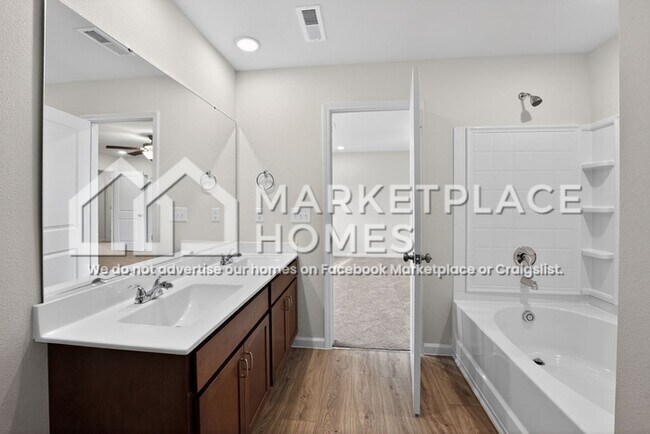 Building Photo - 3514 Marksbury Dr