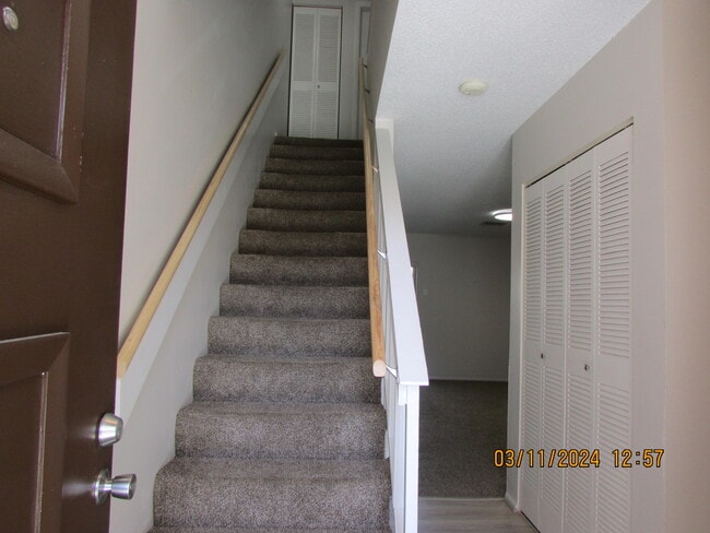 Building Photo - 1128 Mary Joye Ave