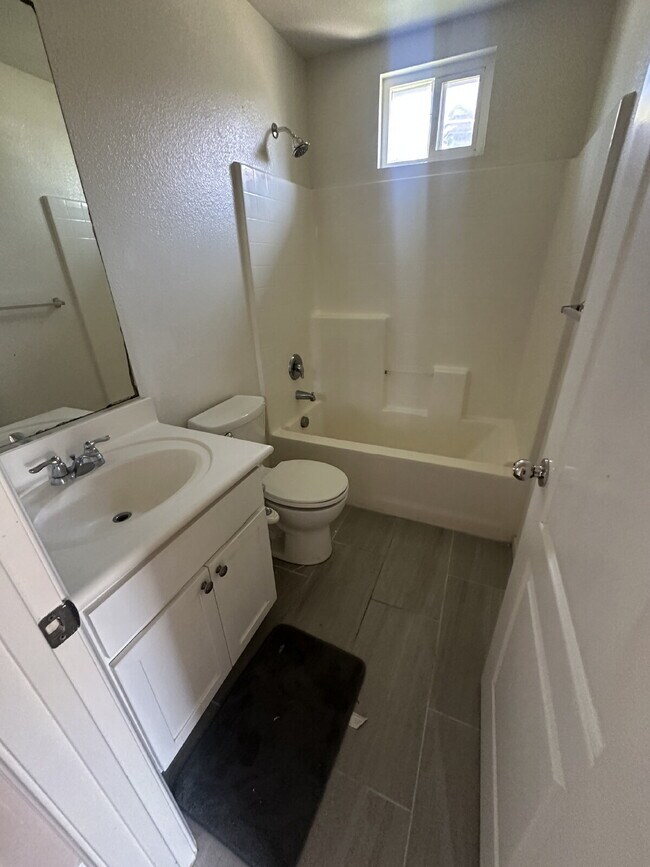 Building Photo - $3,750- 3 Bed / 3 Bath Home in National City