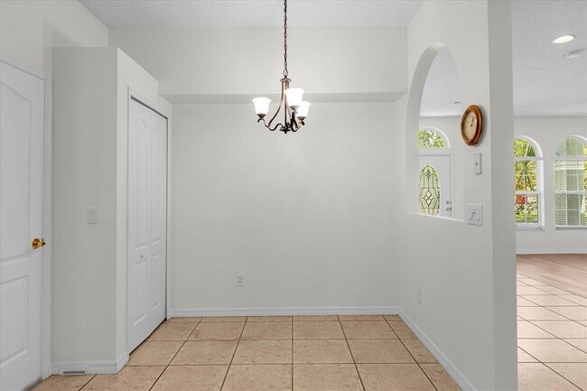 Building Photo - 14433 Nottingham Way Cir