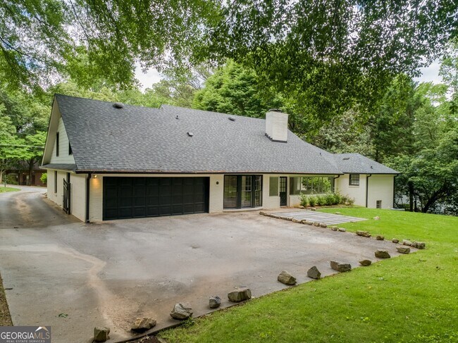 Building Photo - 4708 Tall Pines Dr NW