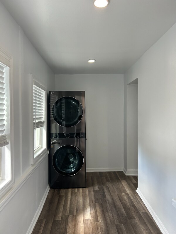 Building Photo - 119 Columbus Pl