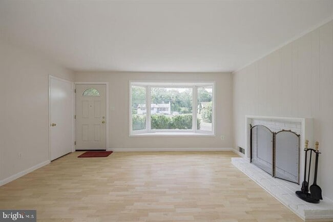 Building Photo - 5004 Eastchester Cir