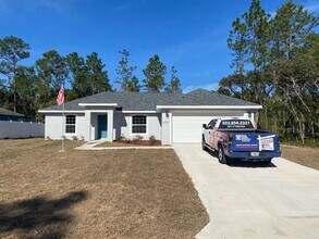 Building Photo - Custom Home - Desirable SW Ocala Neighborh...
