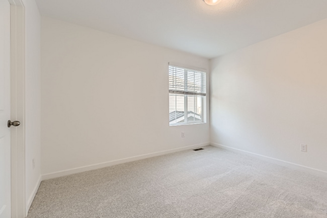 Building Photo - 24756 E Evans Dr