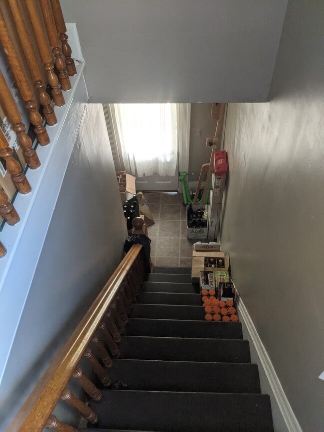 Building Photo - 2303 Pierce St NE