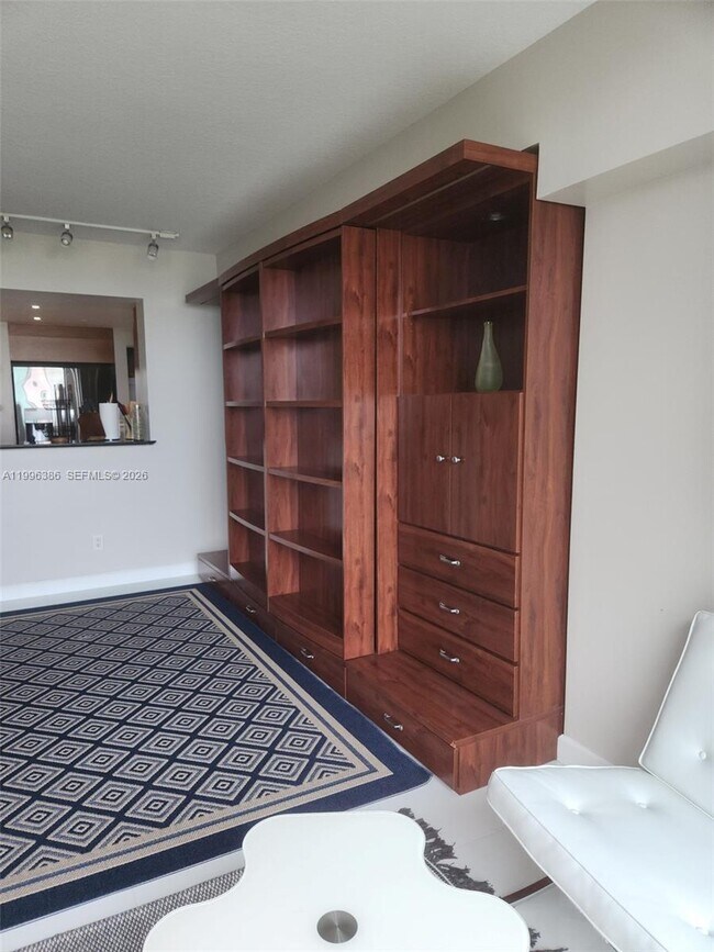 Building Photo - 325 S Biscayne Blvd