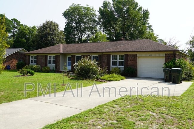 Building Photo - 622 Bedford Rd