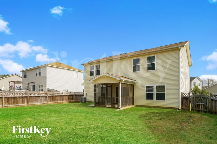 Building Photo - 280 Rowan Dr
