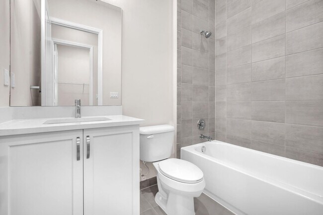 Building Photo - 10990 Violet Mdw St