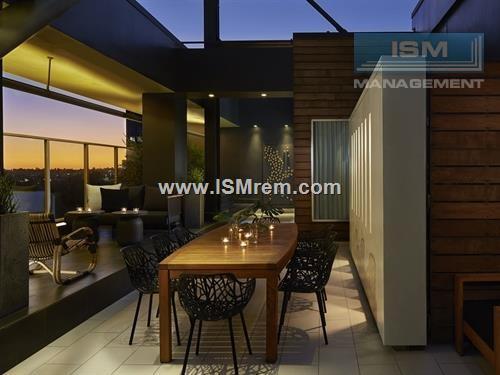 Building Photo - The Hotel Wilshire