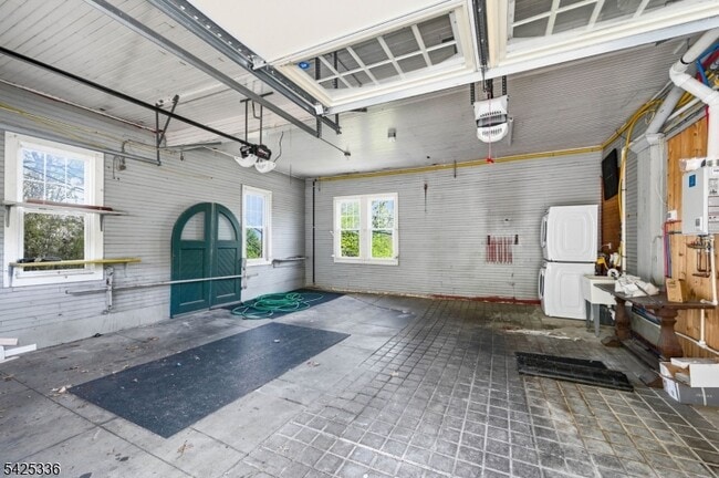 Building Photo - 1 Conklin Ave