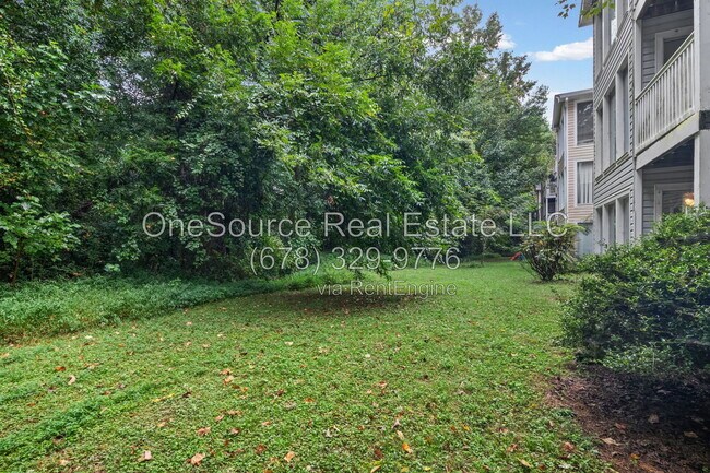 Building Photo - 1806 Augusta Dr