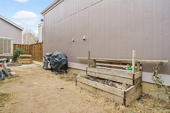 Building Photo - 3762 S Genoa Cir
