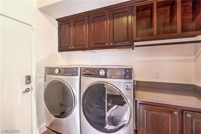 Building Photo - 185 Plumpjack Ave