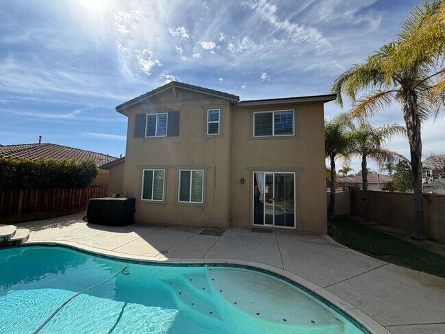 Building Photo - 27238 Avon Ln