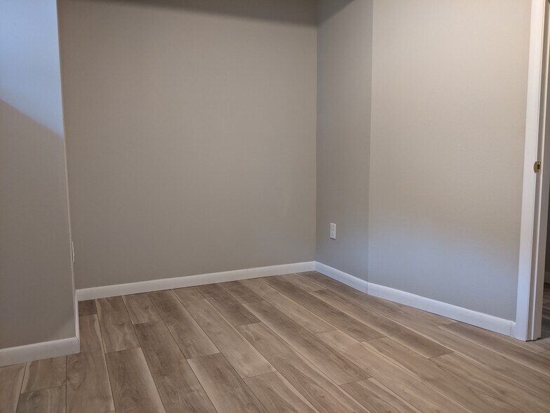 Bedroom - 630 West Main St