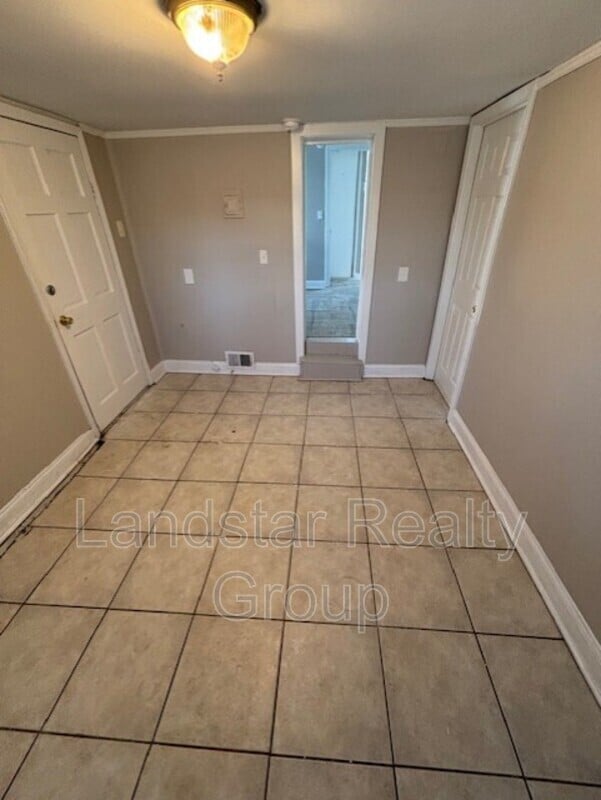 Building Photo - 3762 Parthenia Ave