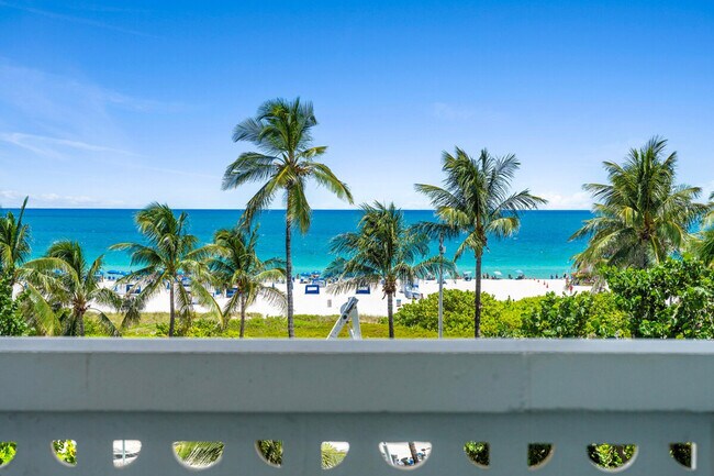 Building Photo - 1024 Ocean Dr