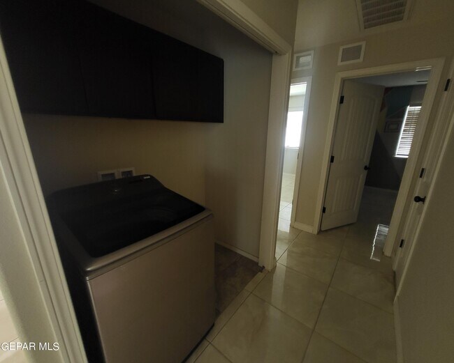 Building Photo - 14753 Ava Leigh