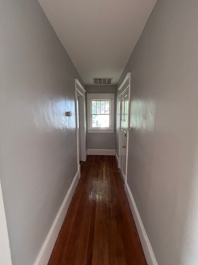 Building Photo - Albemarle/429-431