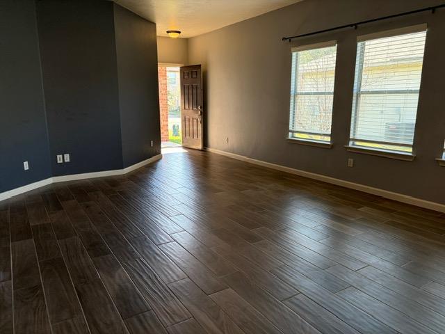 Building Photo - 118 Almquist St