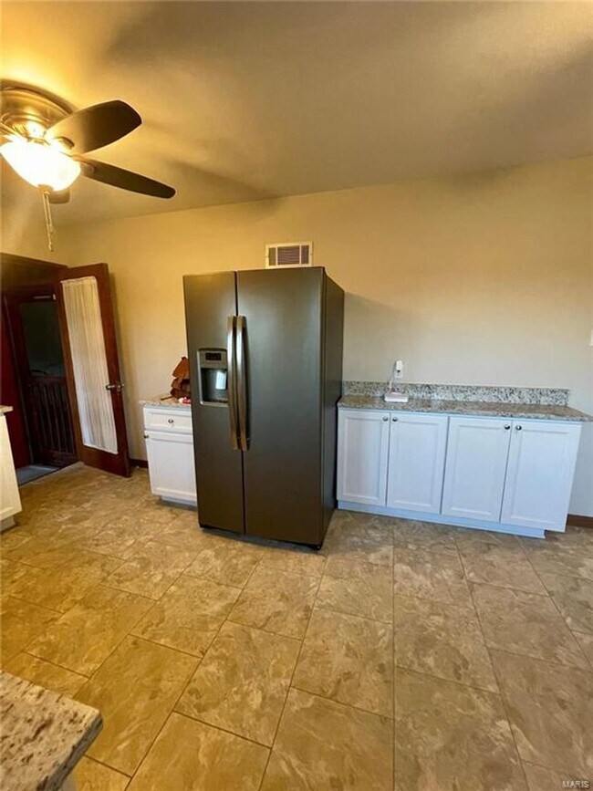 Building Photo - 8501 Grantshire Ln