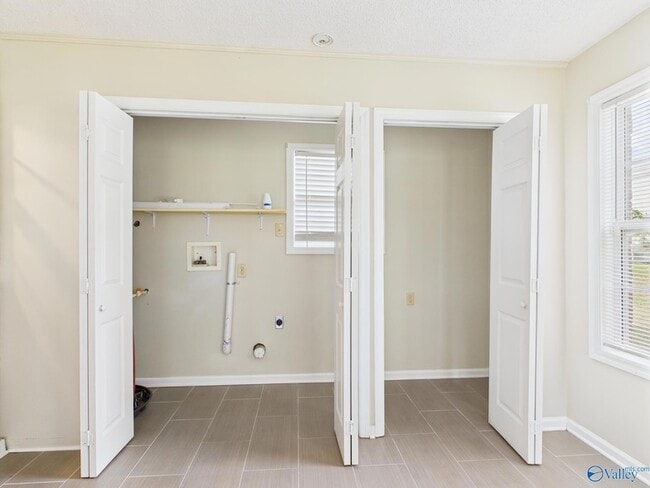 Building Photo - 9234 Segers Rd