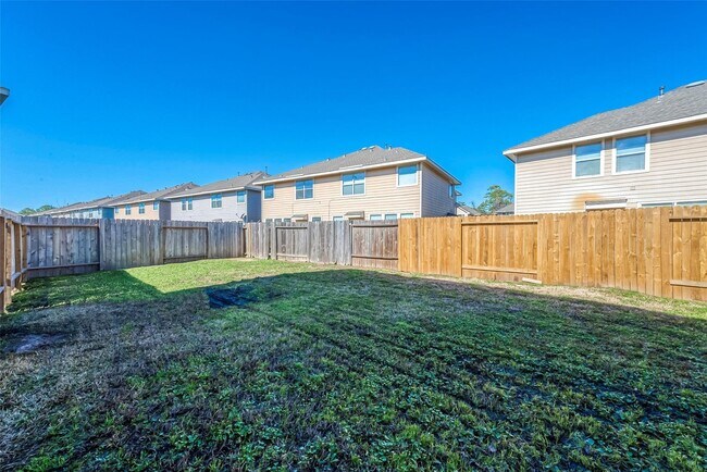 Building Photo - 14330 Fairbuff Ln