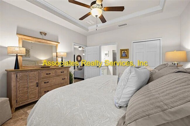 Building Photo - Low-Maintenance 2BR/2BA Townhome in Villas of Westend