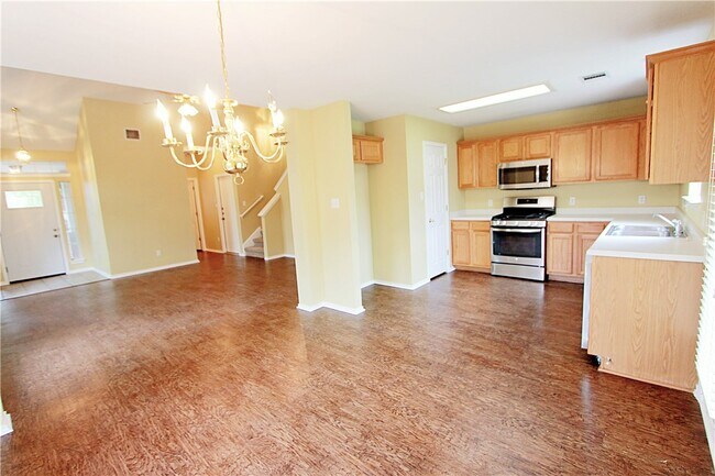 Building Photo - 14401 Mowsbury Dr