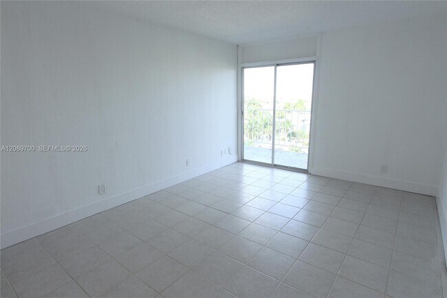 Building Photo - 4550 NW 9th St
