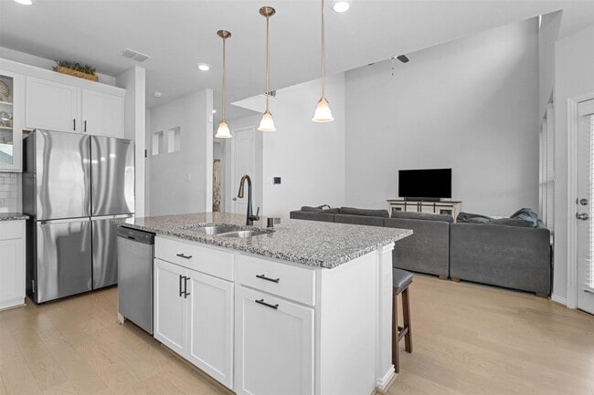 Building Photo - 2714 Sellers Island Dr