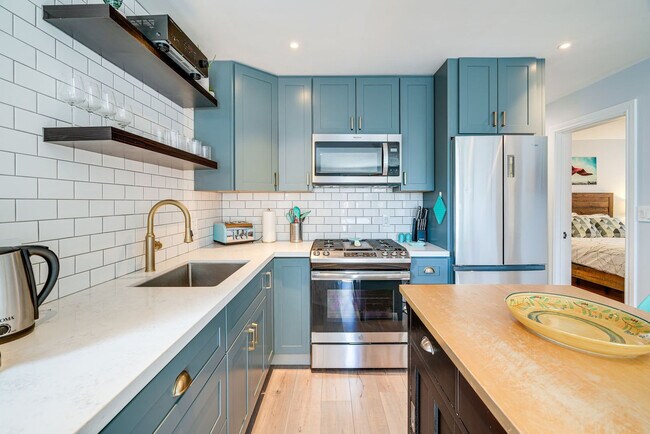 Building Photo - 211 Genebern Way