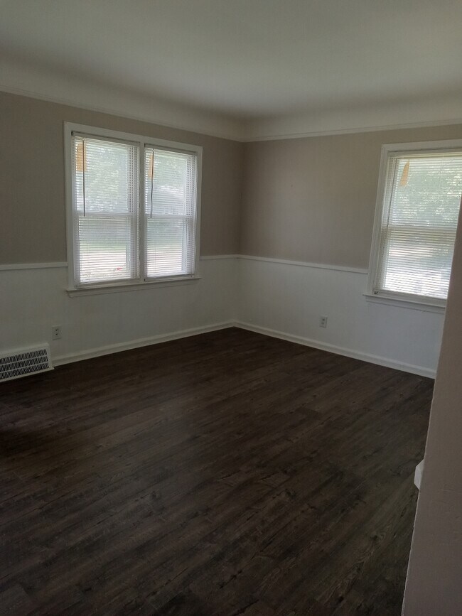 Building Photo - 25605 Colgate St