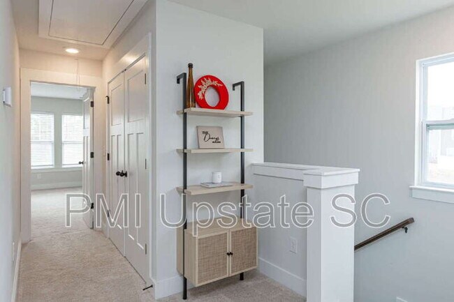 Building Photo - 1069 Millison Pl