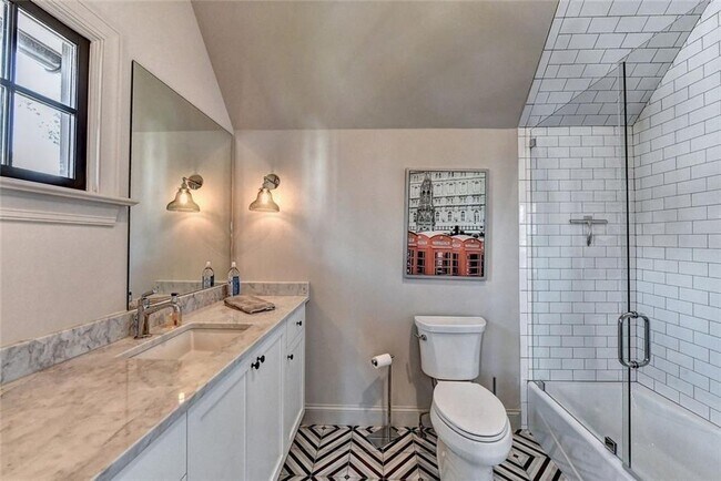Building Photo - 2555 Brook Run