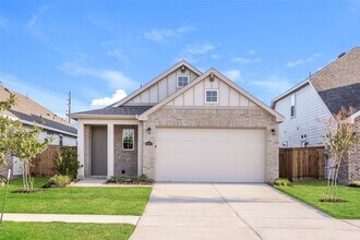 Building Photo - 23631 Gibson Frst Dr