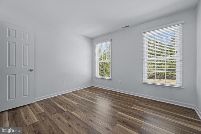 Building Photo - 4018 Tiber Falls Dr