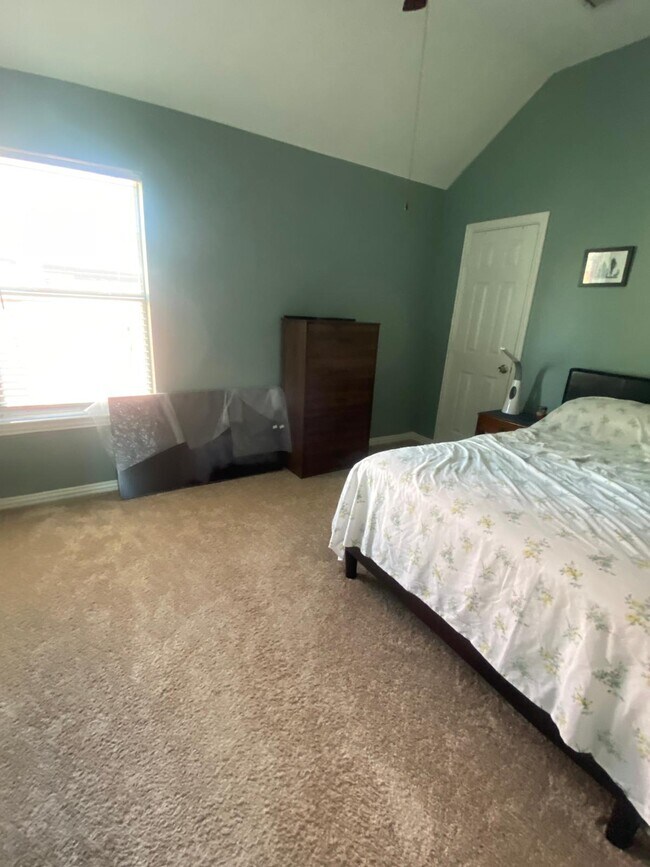 Building Photo - 2502 Younger Ct