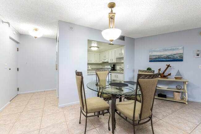 Building Photo - 2800 N Ocean Dr