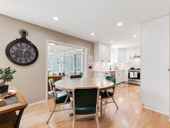 Building Photo - Spacious Like-New 2-Story with Office, Fireplace, Sunroom, Gourmet Kitchen & More!