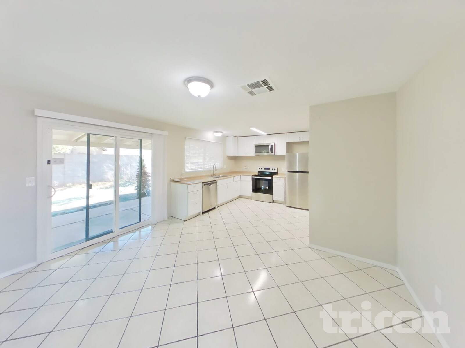 Building Photo - 3644 N 89th Ave