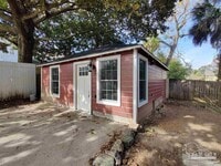 Building Photo - 6 W De Soto St