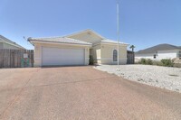 Building Photo - 15321 Dasmarines - 3/bed 2/bath $2,099/mo