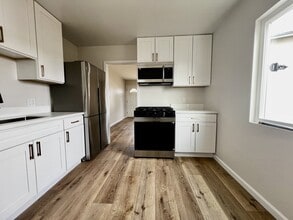 Building Photo - 3313 Clairemont Mesa Blvd