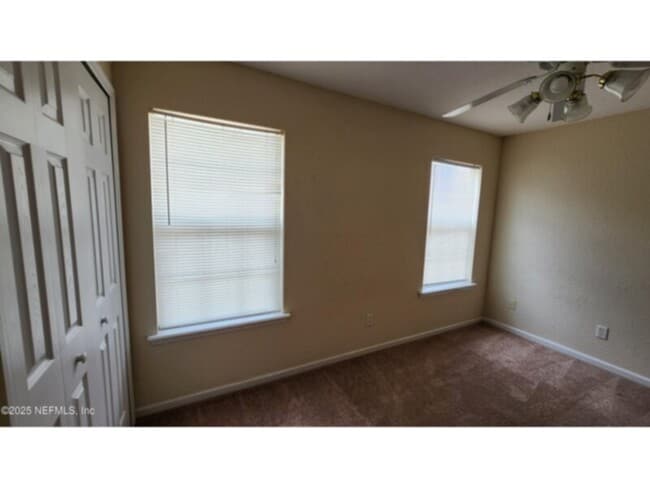 Building Photo - 3/3 Townhome in Middleburg