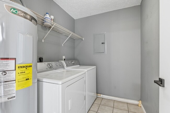 Building Photo - 533 Joseph Cir