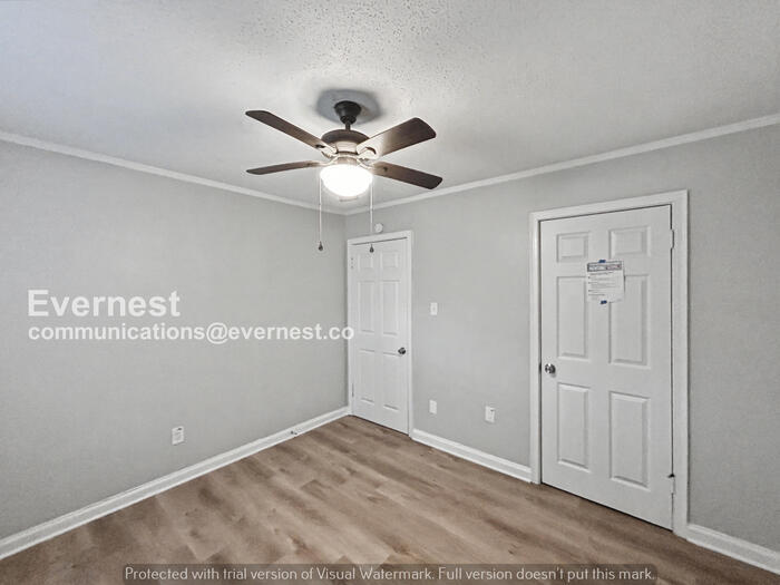 Building Photo - 835 Margo Ln