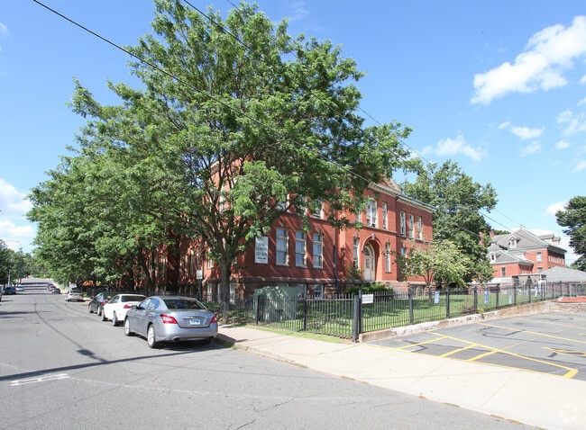 Primary Photo - St Mary's Residence Apartments